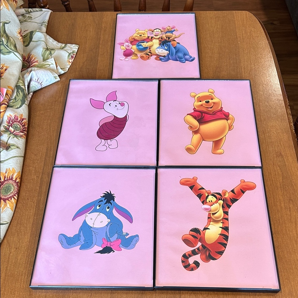 Winnie the Pooh Character Wall Art Set - Pink